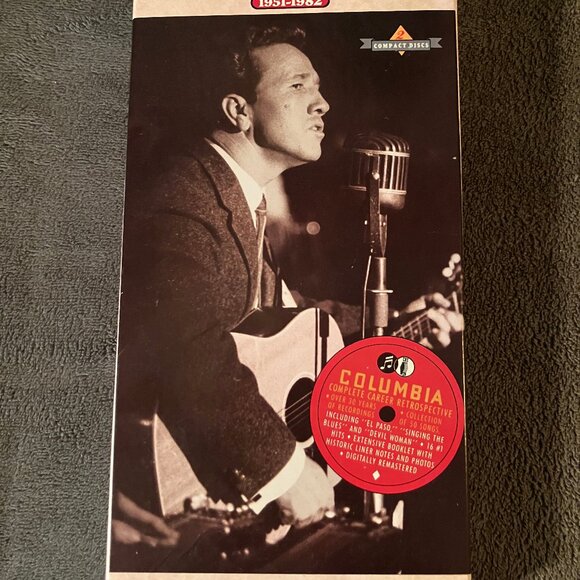 MARTY ROBBINS, The Essential (1951-1982) - (2) CD Set + 23 PG BKLET - never used - Picture 1 of 4